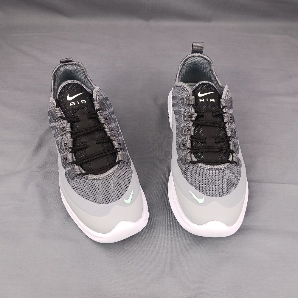 Nike Air Max Axis Woman's Running Shoes AA2168 001 Gray Sizes 7.5-8.5 - Picture 3 of 9